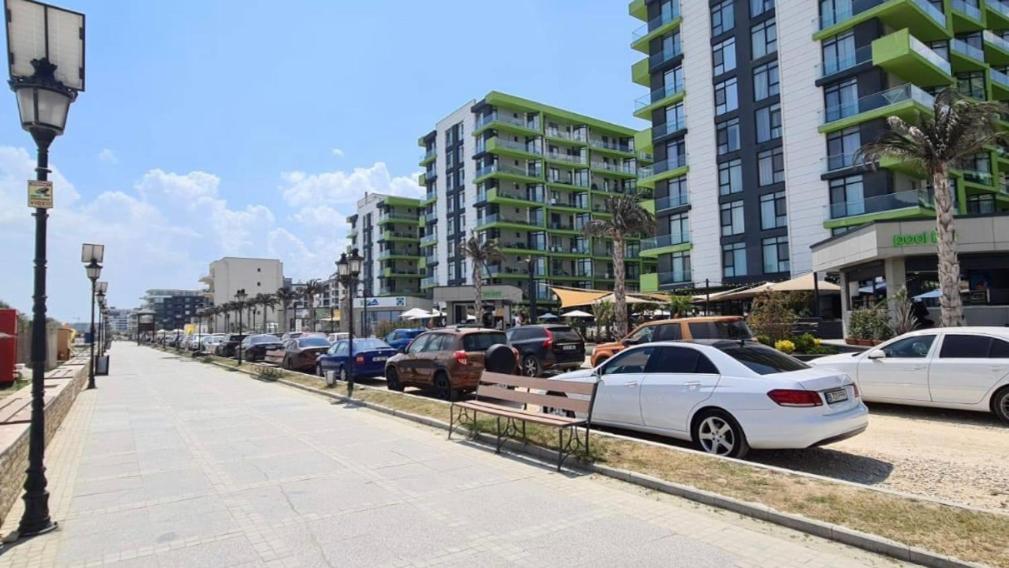 Apartament Rebeca Lux By Alezzi Beach Resort Navodari Dış mekan fotoğraf